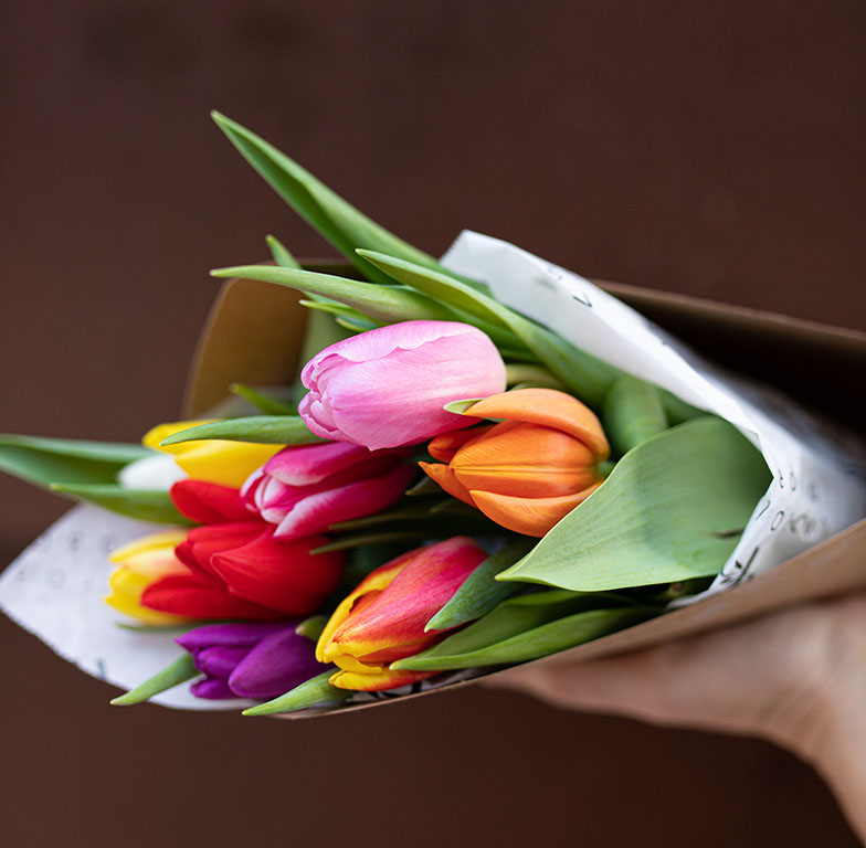 envío-de-flores-express-ramo-tulipanes